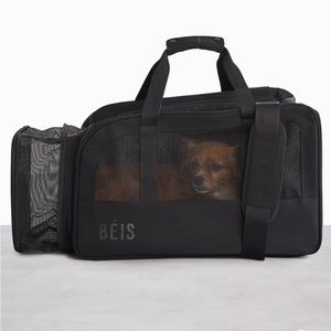 NWT Beis Regulation Pet Carry on Carrier in Black